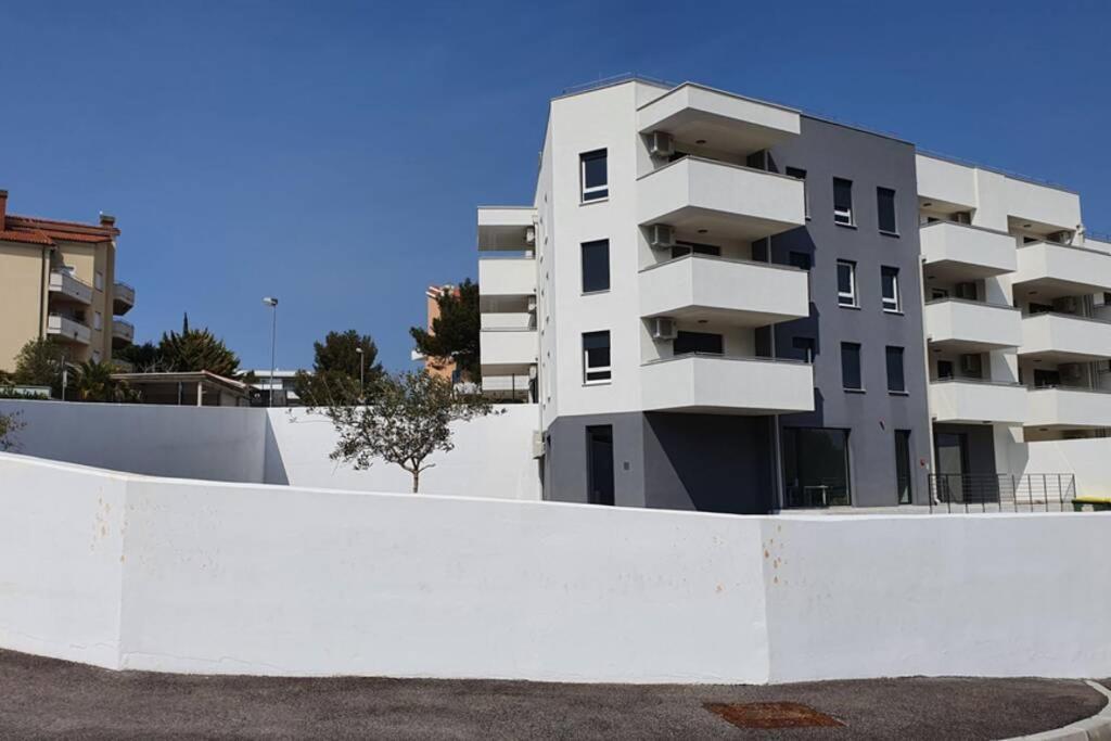 Apartment Alexandra Premantura Eksteriør bilde