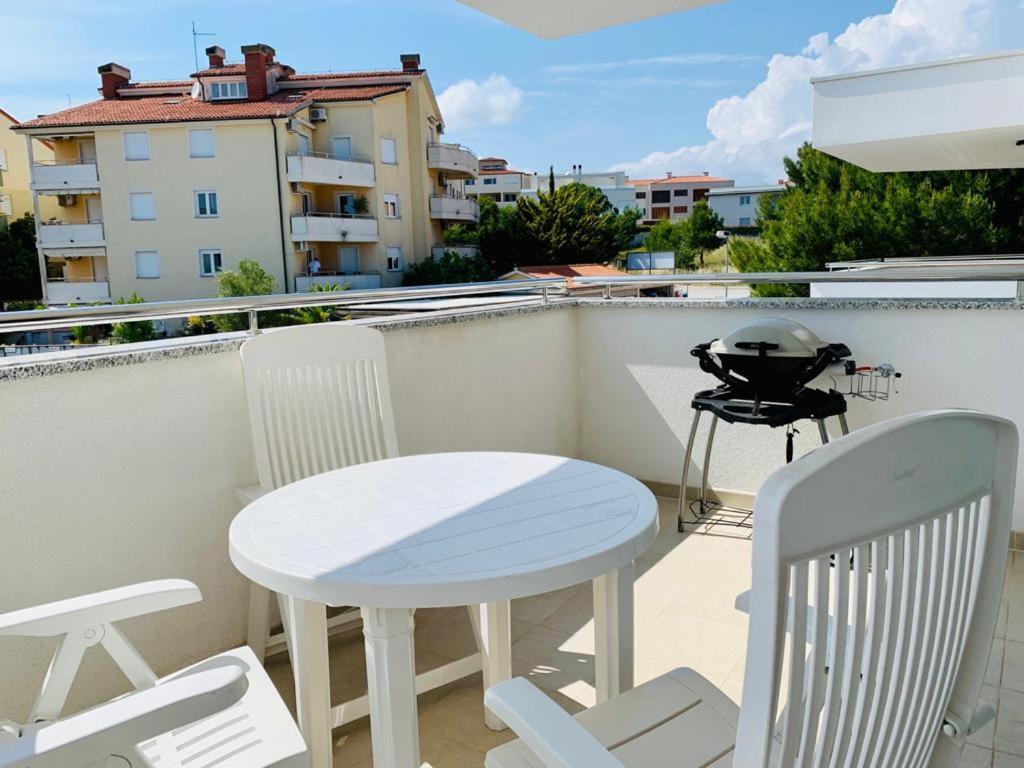 Apartment Alexandra Premantura Eksteriør bilde